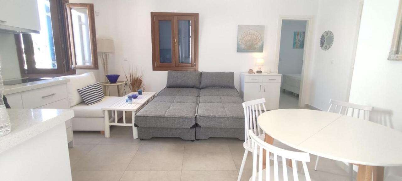 Olive Tree & Capari Mykonos Town Homes & Apartments With Pool! Ngoại thất bức ảnh