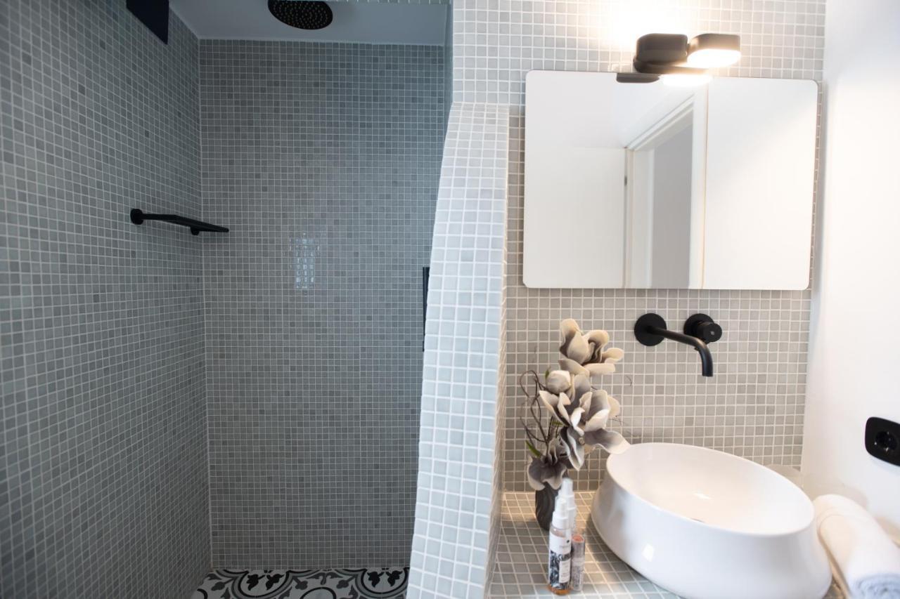 Olive Tree & Capari Mykonos Town Homes & Apartments With Pool! Ngoại thất bức ảnh